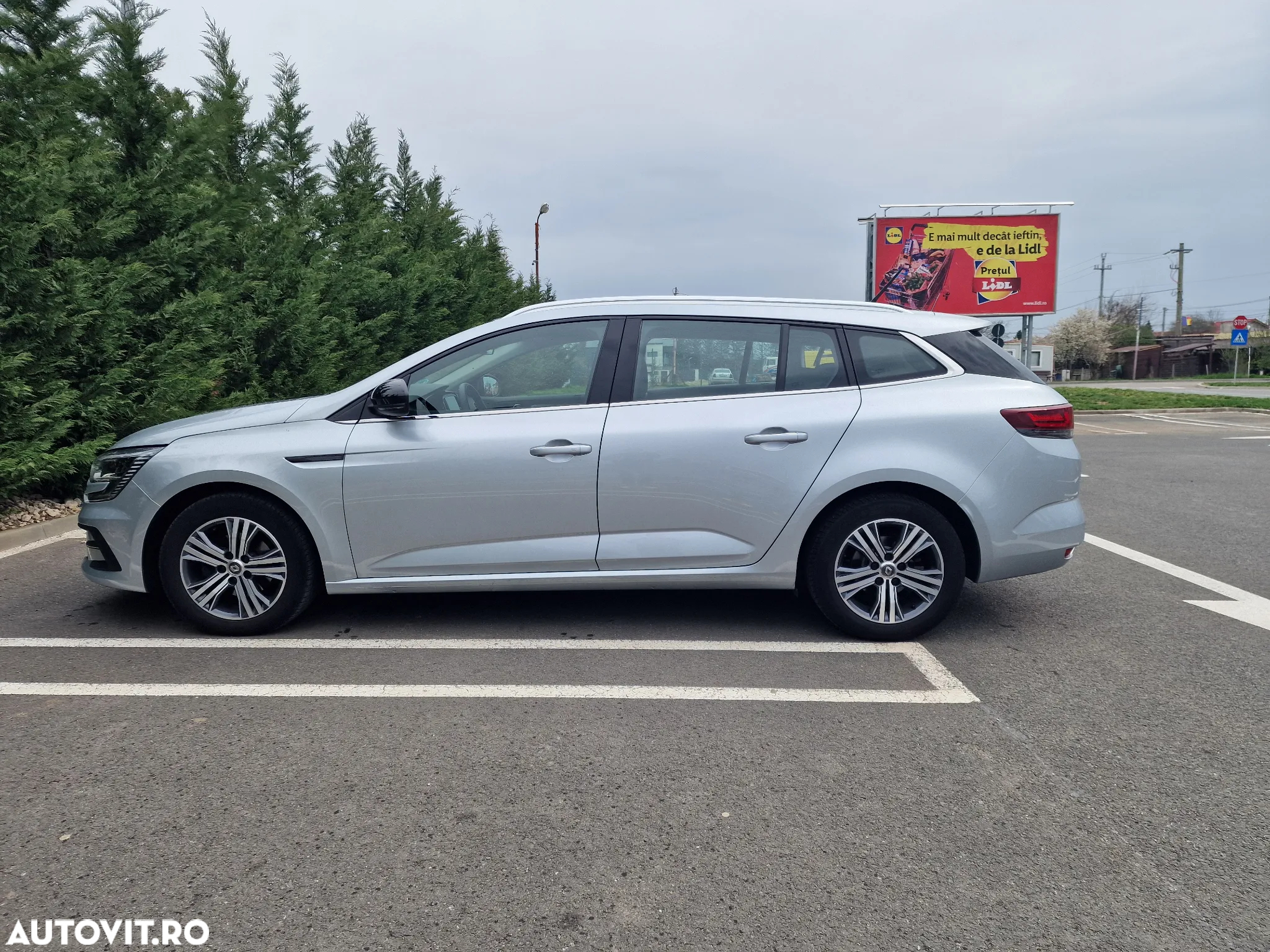 Renault Megane BLUE dCi 115 EDC INTENS - 13