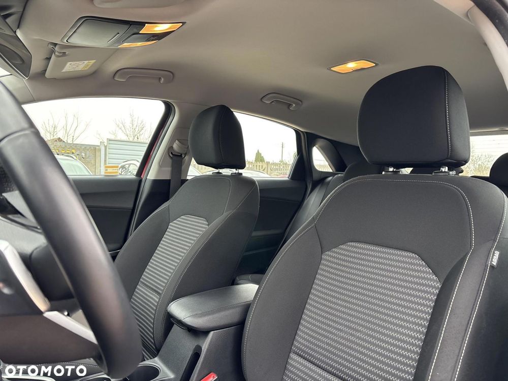 Kia Ceed 1.5 T-GDI M DCT - 11