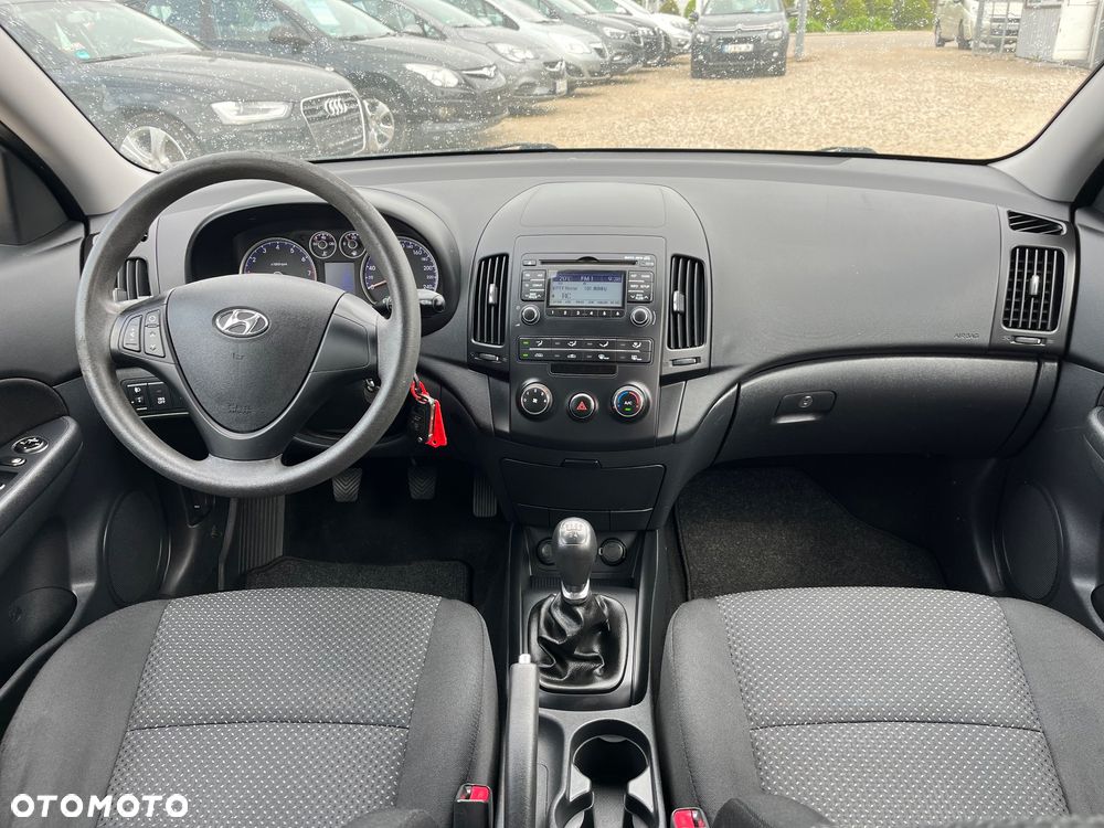 Hyundai i30 i30cw 1.4 blue Comfort - 9