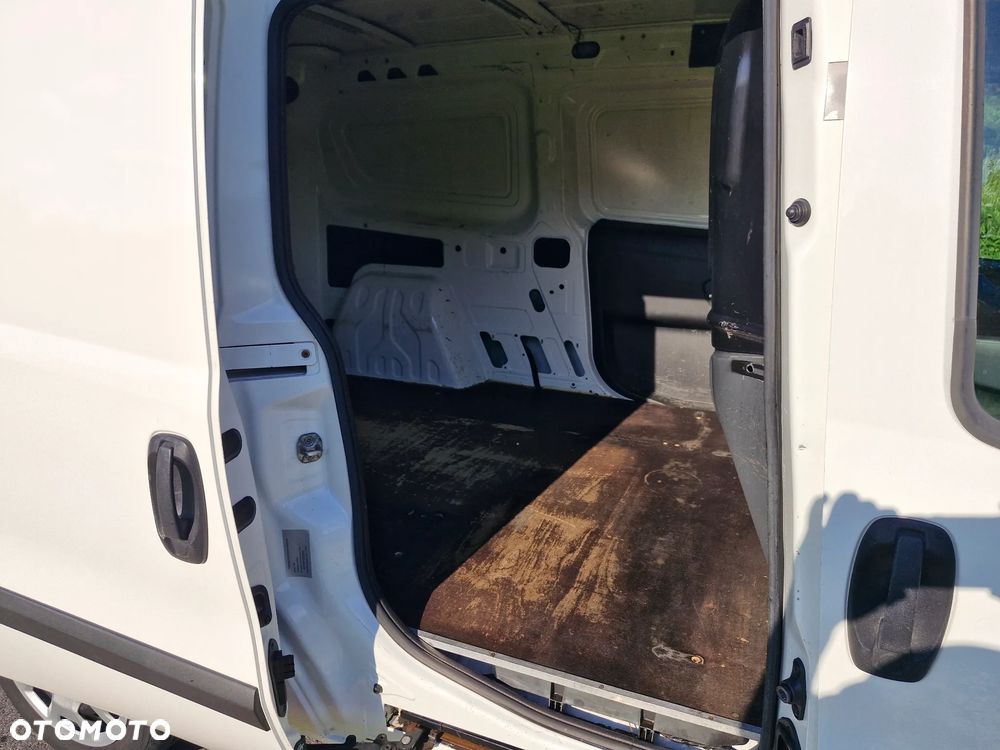 Fiat DOBLO - 15