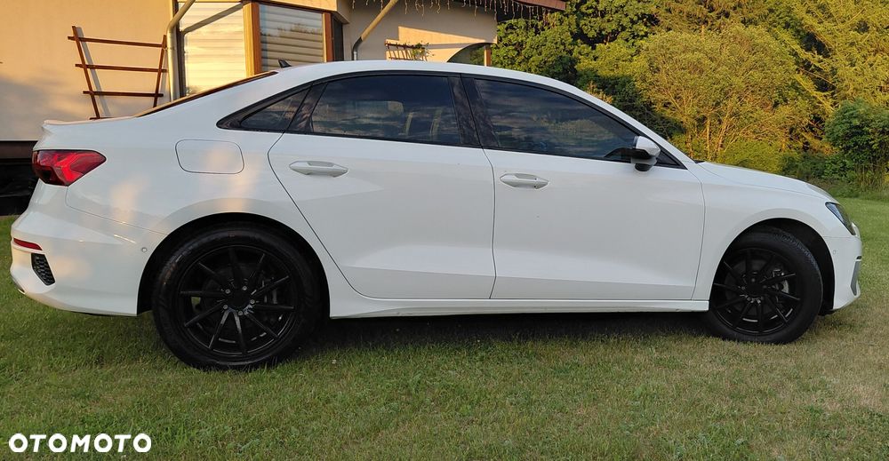 Audi A3 Sportback - 4