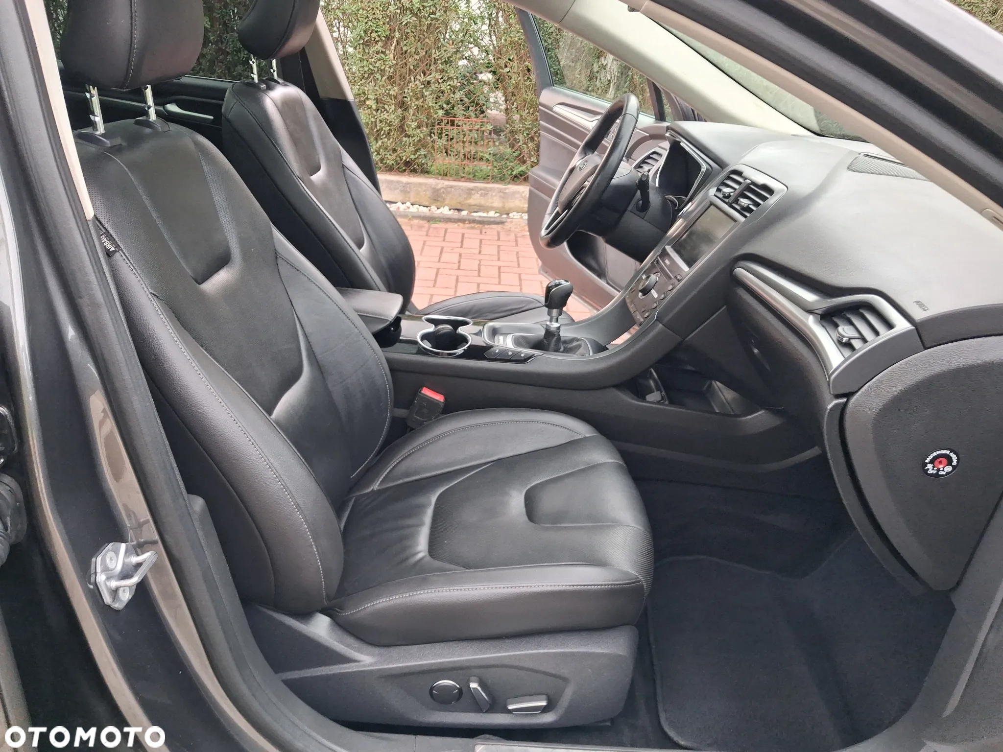 Ford Mondeo 2.0 EcoBlue Titanium - 20