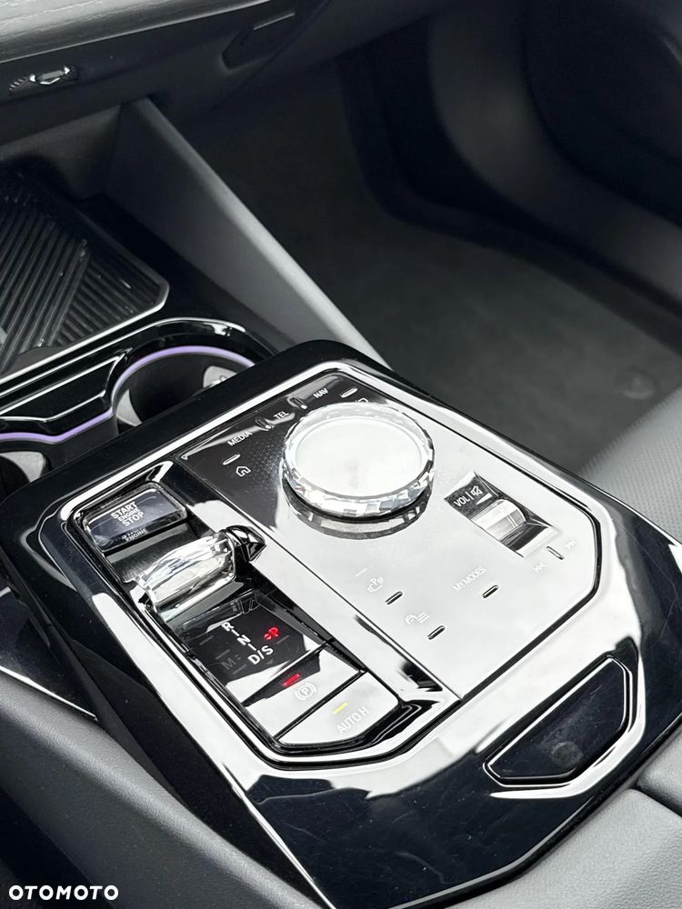 BMW Seria 5 530e xDrive PHEV - 20