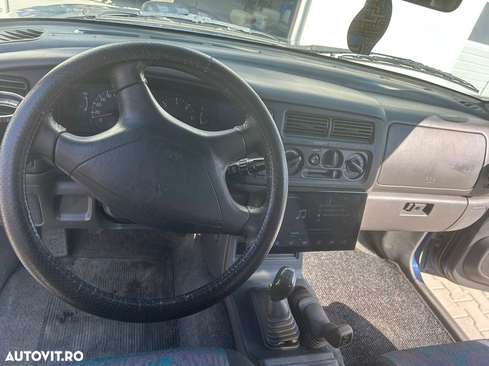 Mitsubishi Pajero - 8