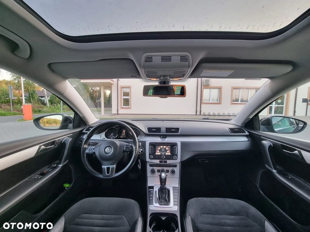 Volkswagen Passat Variant 2.0 TDI 4Motion DSG BlueMotion Tech Exclusive - 14