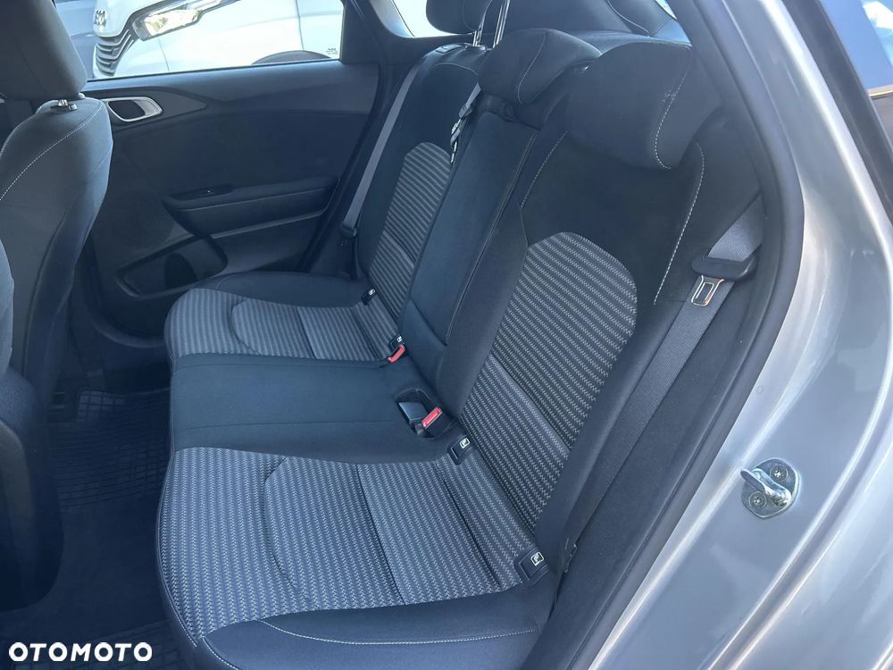 Kia Ceed 1.5 T-GDI M DCT - 26