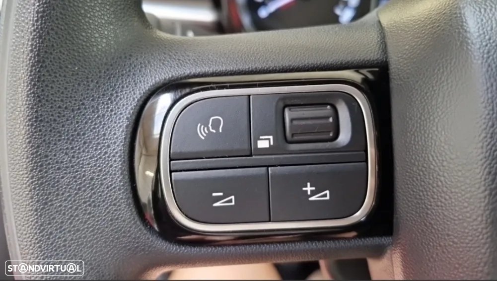 Citroën C3 1.2 PureTech Shine - 19