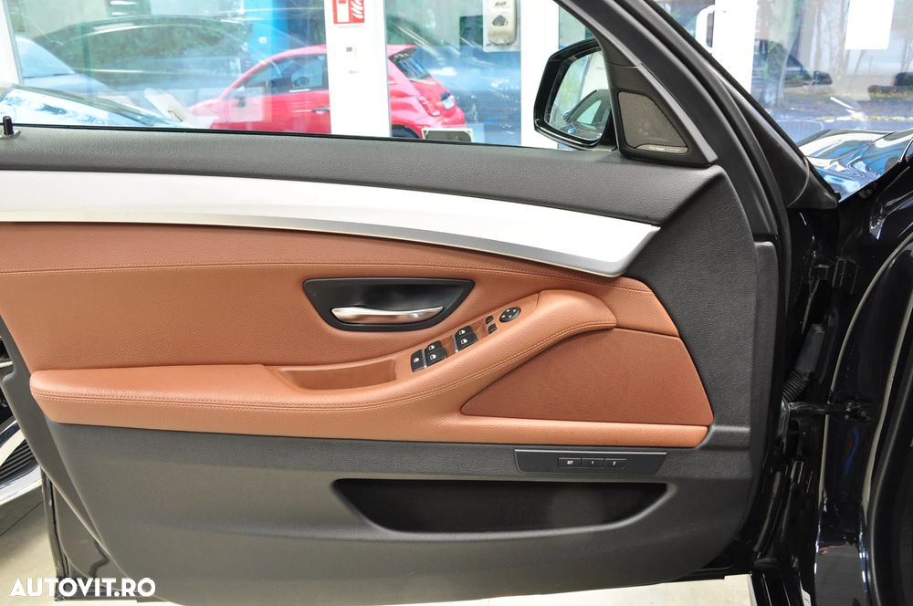 BMW Seria 5 530d Aut. - 10