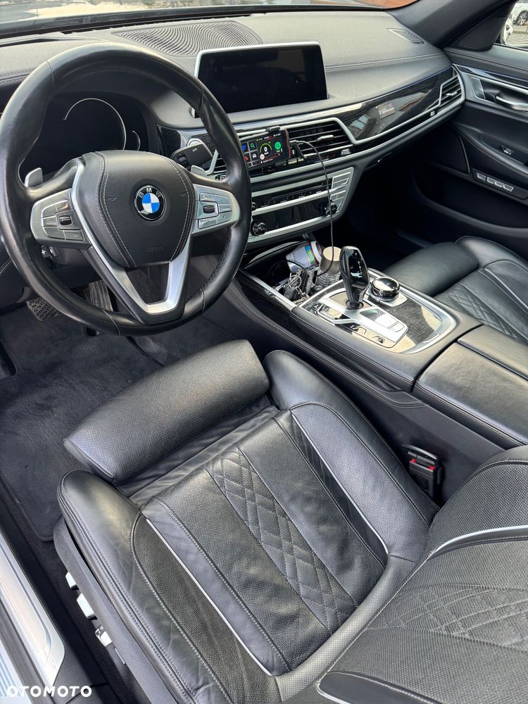BMW Seria 7 - 15