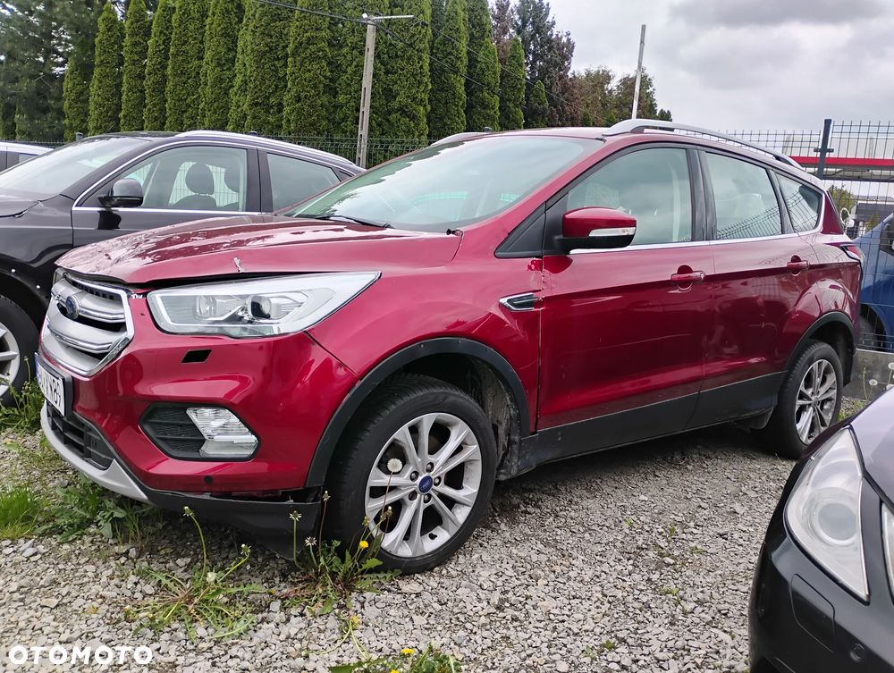 Ford Kuga - 1