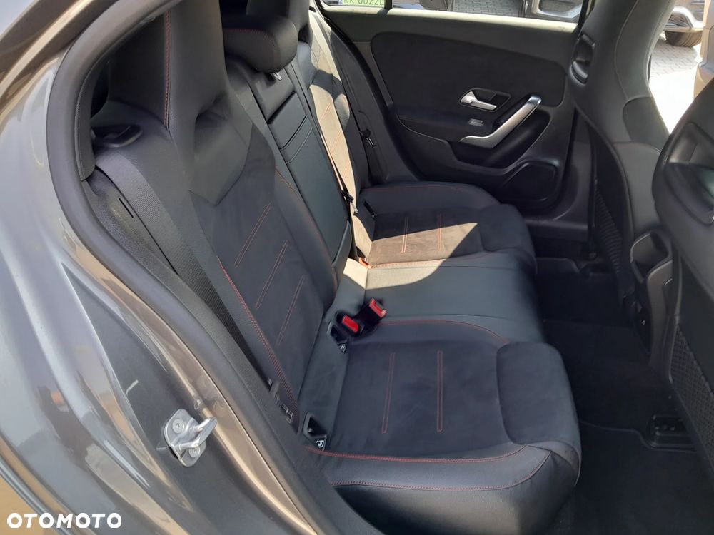 Mercedes-Benz Klasa A 200 AMG Line 7G-DCT - 19