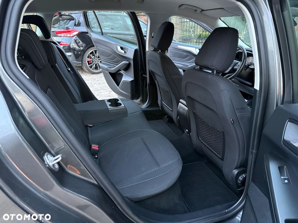 Ford Focus 1.5 TDCi DPF Start-Stopp-System Titanium - 24