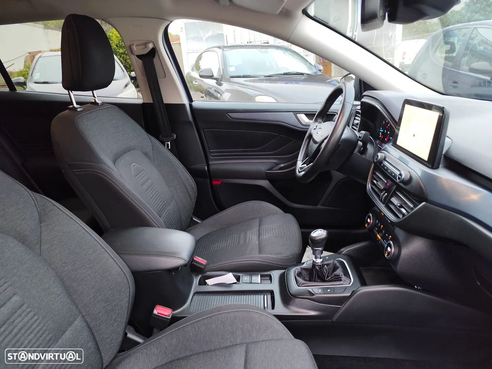 Ford Focus SW 1.5 TDCi EcoBlue Active X - 13