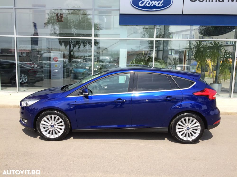 Ford Focus 1.5 EcoBoost Titanium - 4