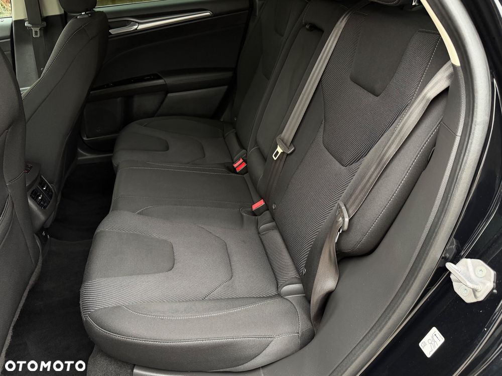 Ford Mondeo 2.0 TDCi Titanium PowerShift - 21