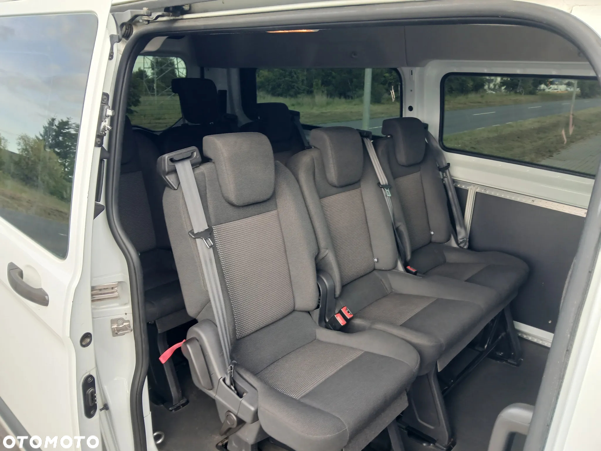 Ford Tourneo Custom 300 L2H1 VA Trend - 7