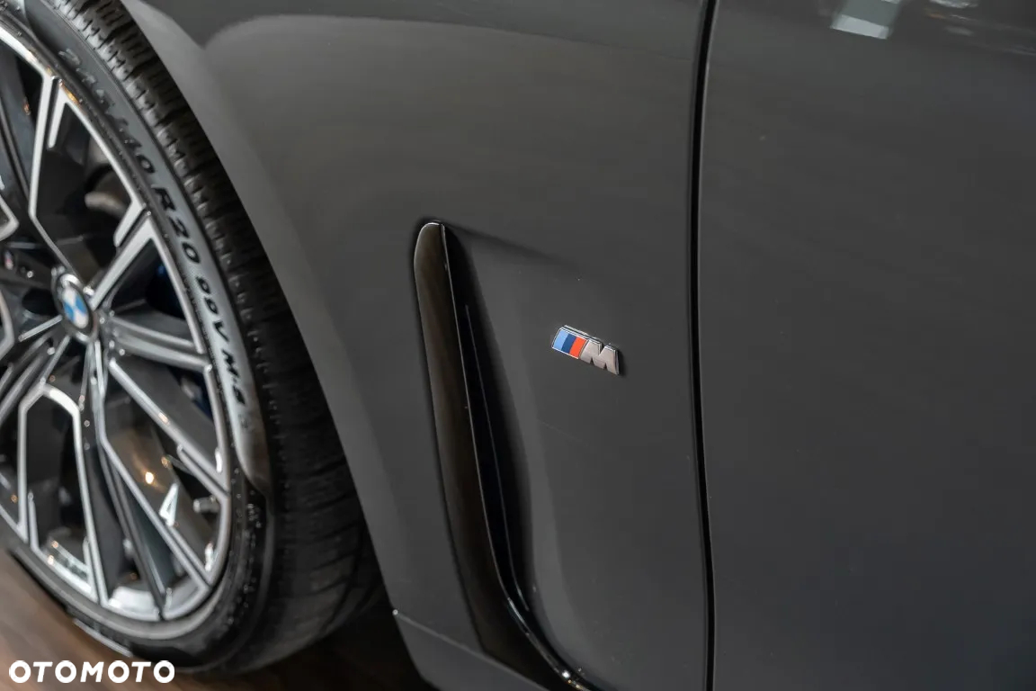 BMW Seria 7 750i xDrive sport - 21