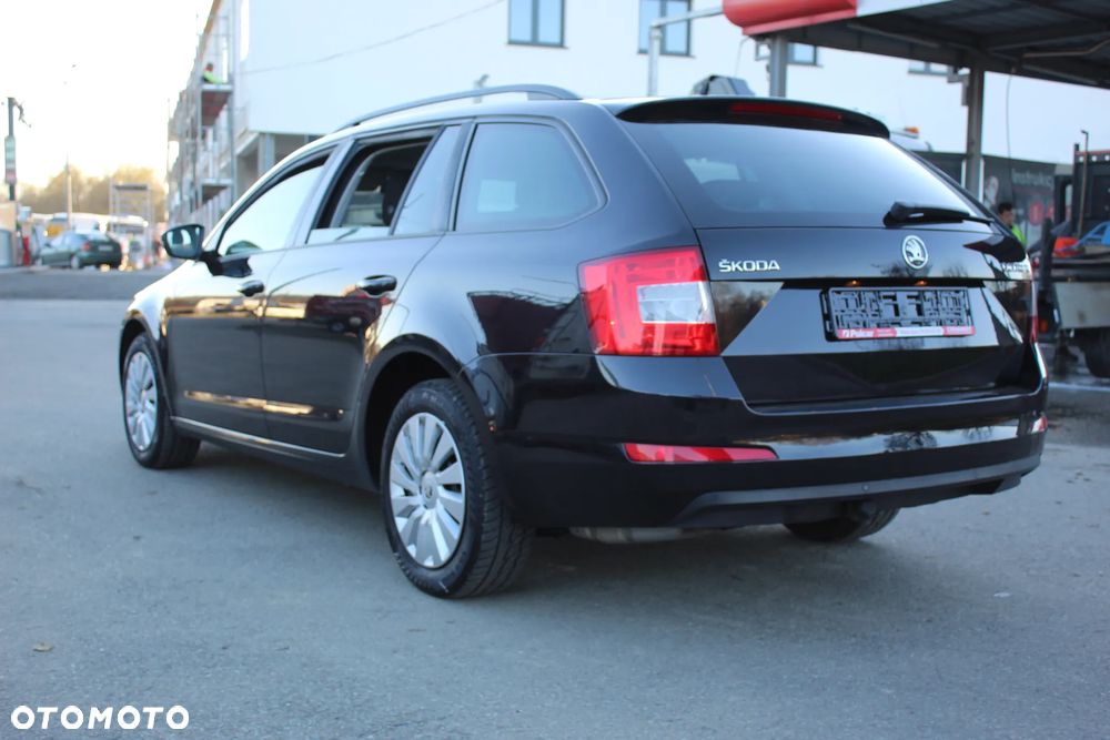 Skoda Octavia - 2