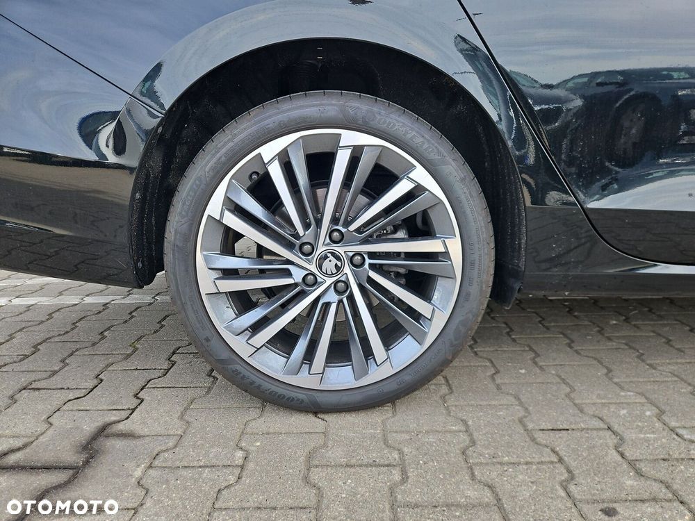 Skoda Superb 2.0 TDI SCR 4x4 L&K DSG - 38