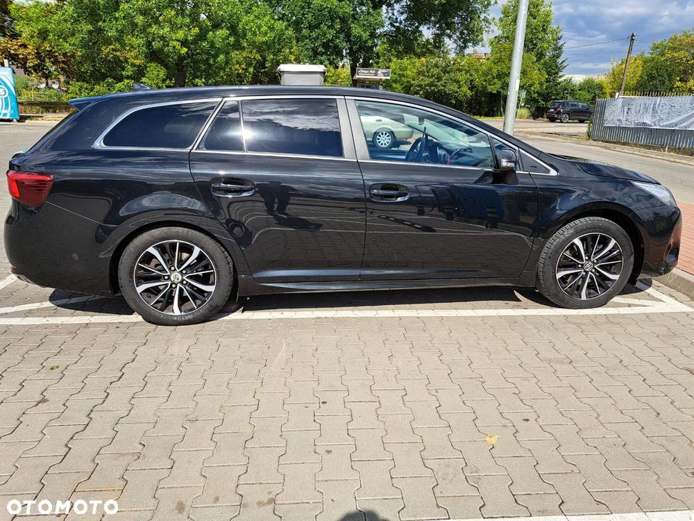 Toyota Avensis 2.0 D-4D Active Business - 6