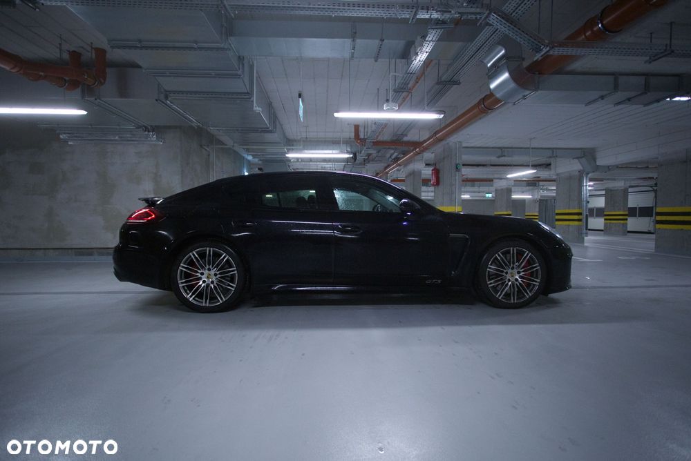 Porsche Panamera - 5
