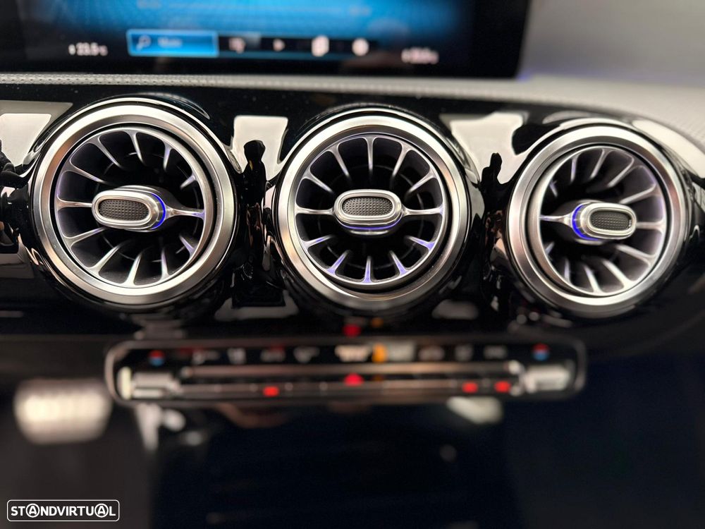 Mercedes-Benz CLA 180 d 7G-DCT AMG Line - 28