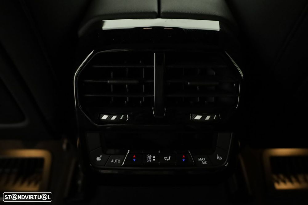 BMW iX xDrive 50 - 24