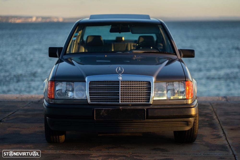 Mercedes-Benz W124 (1984-1997) 300 D Turbo - 49