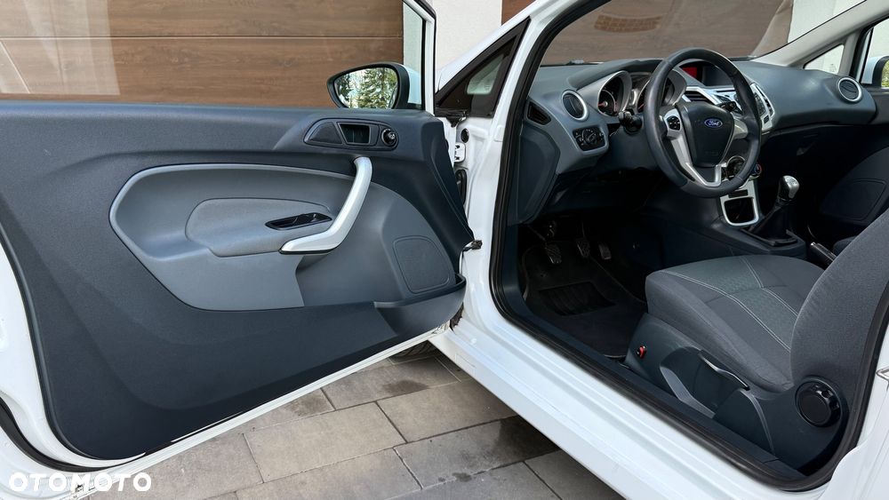 Ford Fiesta - 6