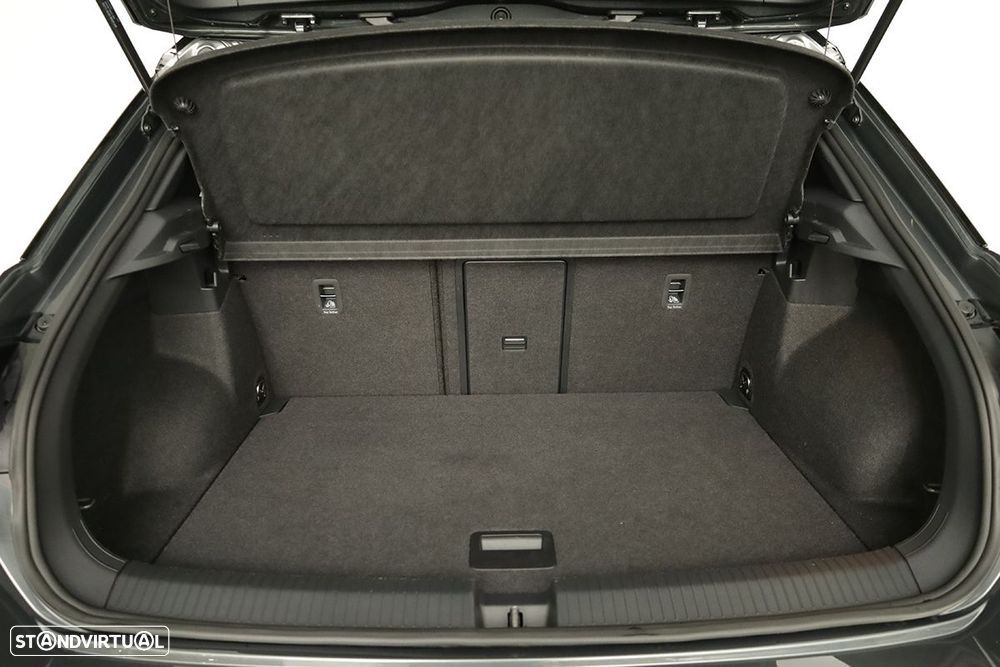 VW T-Roc 1.5 TSI Black Style DSG - 23