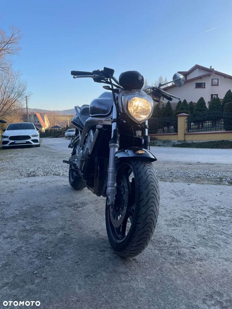 Yamaha FZ6 - 11