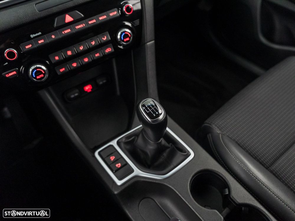 Kia Sportage 1.6 CRDI ISG Drive - 23