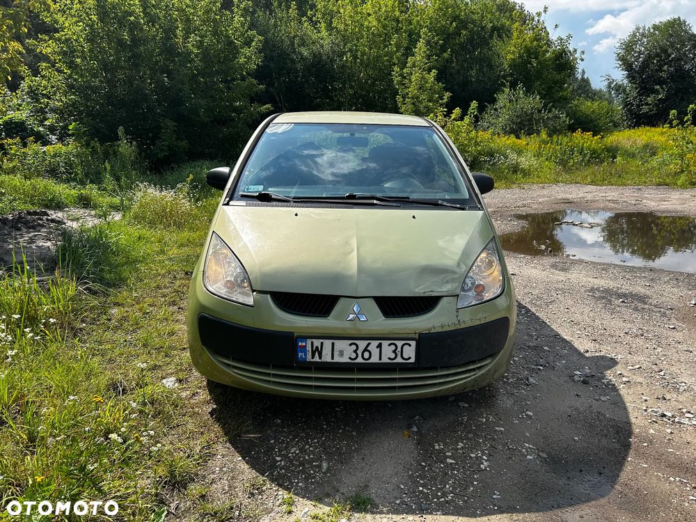 Mitsubishi Colt - 1