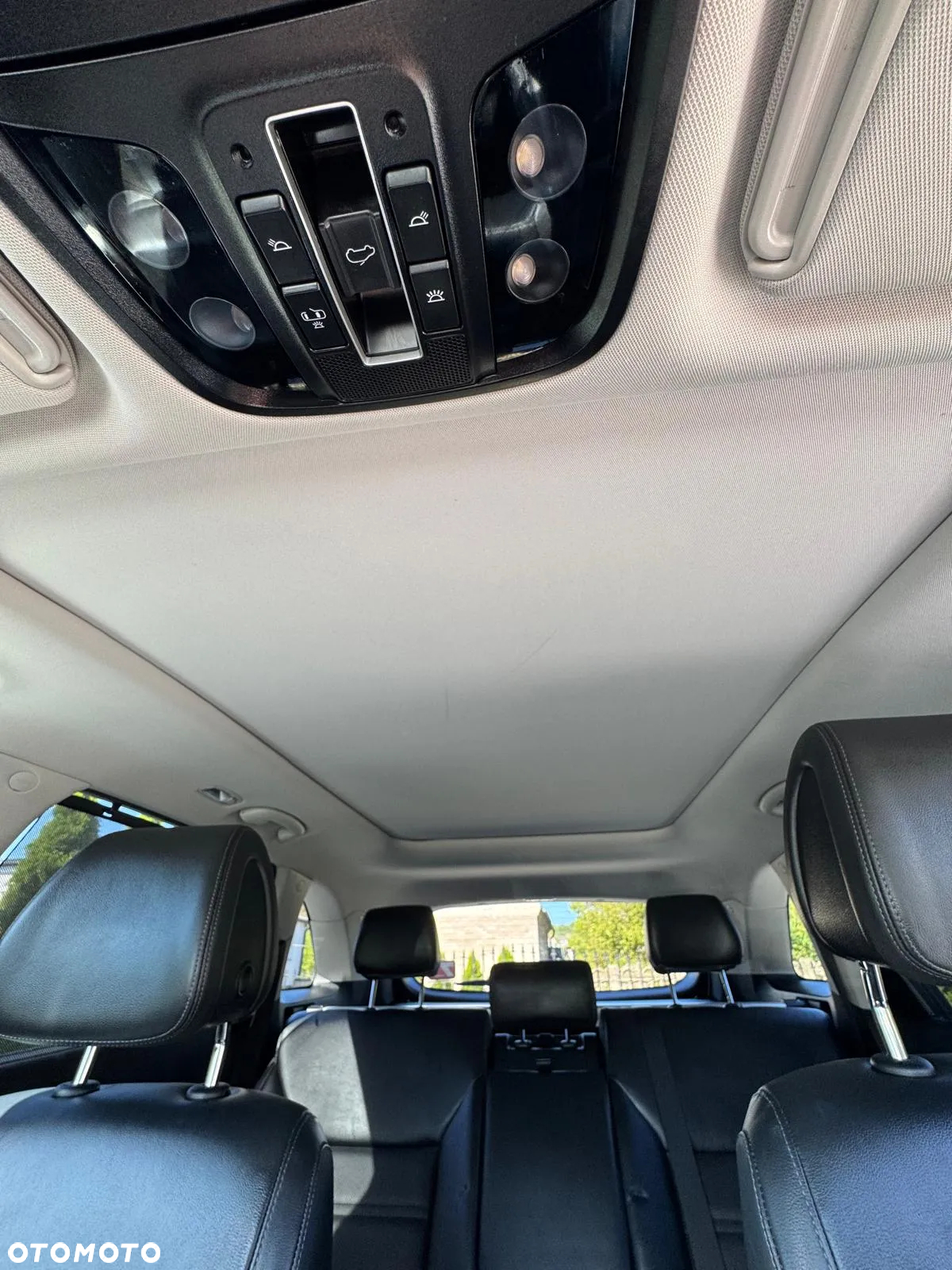 Kia Sorento 2.2 CRDi AWD Platinum Edition - 32