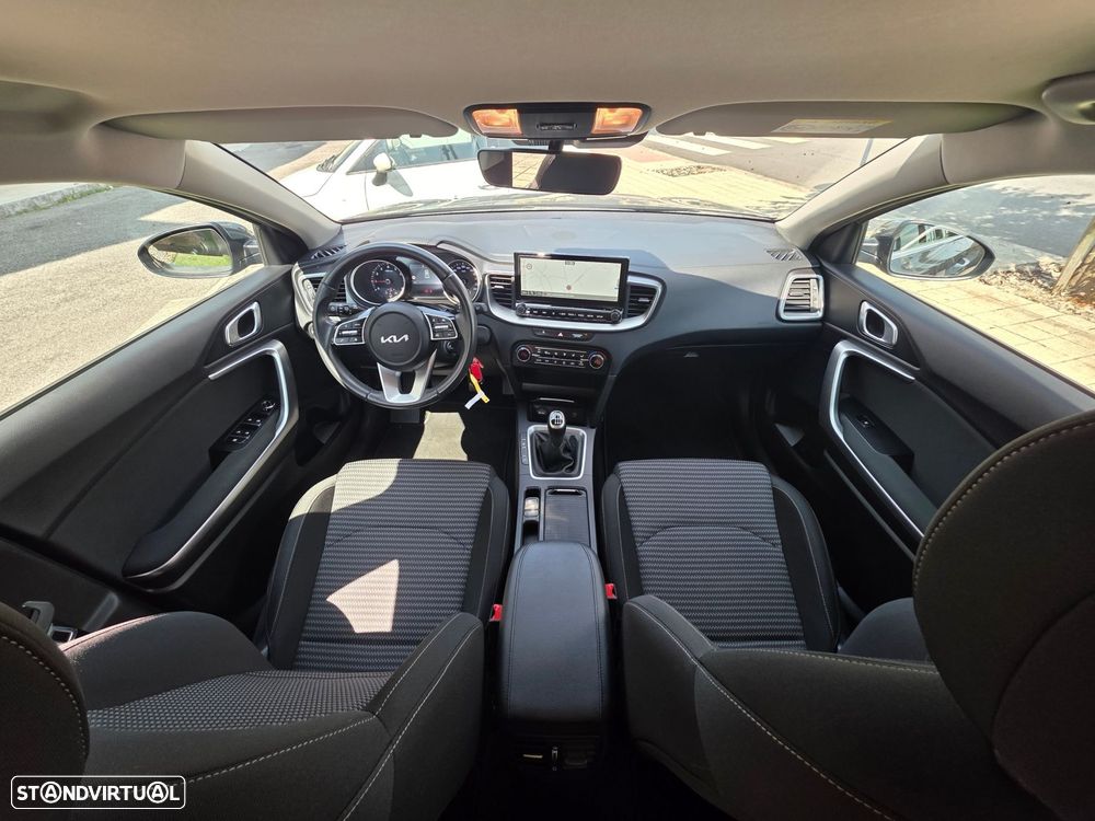 Kia XCeed 1.0 T-GDI Dynamic - 27