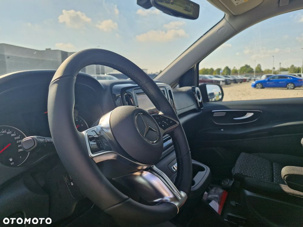 Mercedes-Benz Vito - 26