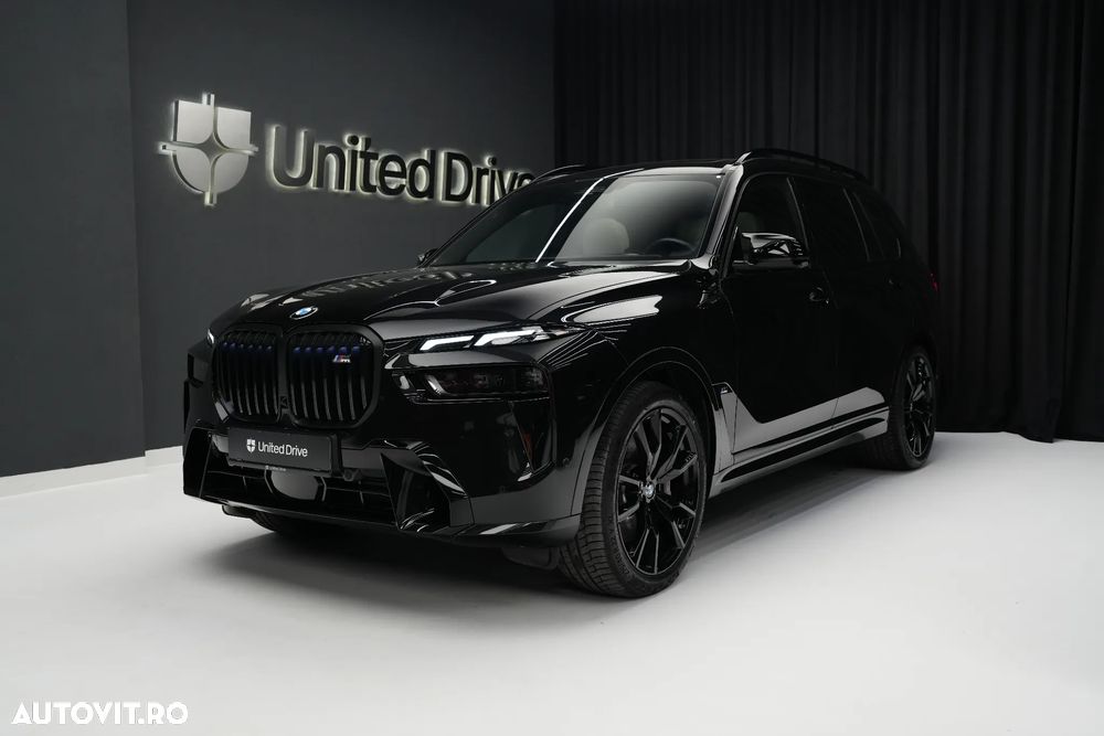 BMW X7 M60i xDrive AT MHEV - 1