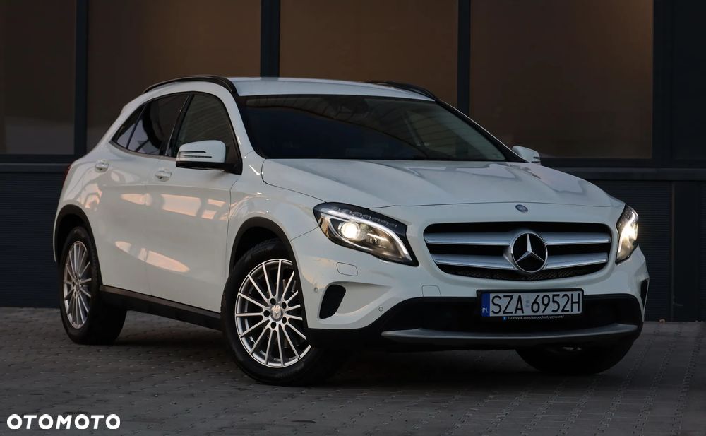 Mercedes-Benz GLA 250 7G-DCT Style - 4