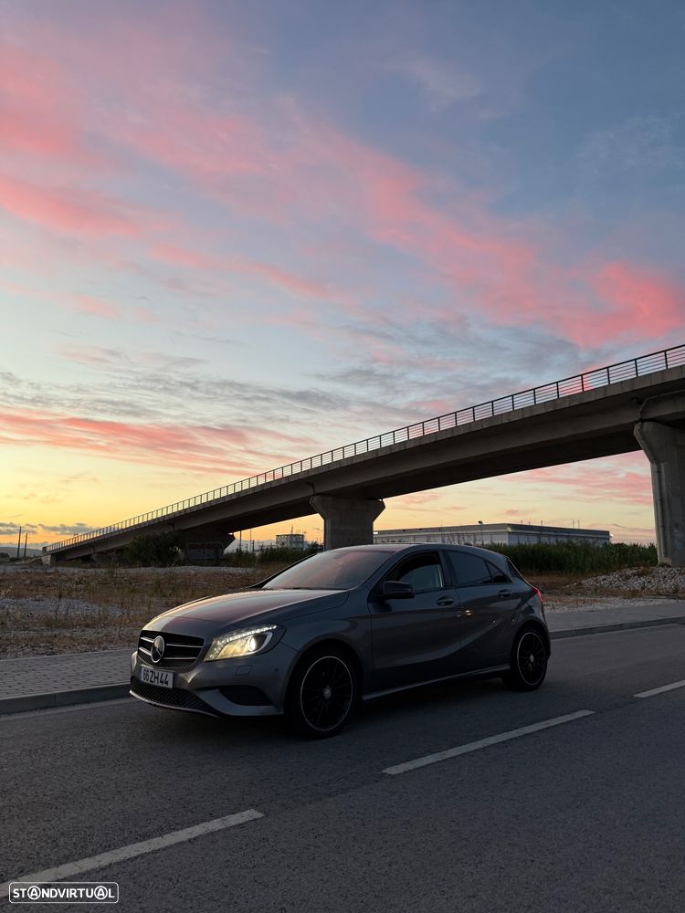 Mercedes-Benz A 180 CDI AMG Line - 8
