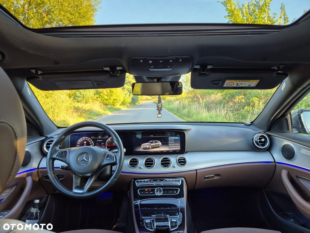 Mercedes-Benz Klasa E 200 d 9G-TRONIC Exclusive - 9