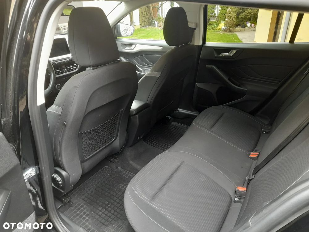 Ford Focus 1.0 EcoBoost Trend Edition Business - 8