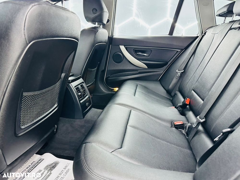 BMW Seria 3 318d DPF Aut. Edition Lifestyle - 15