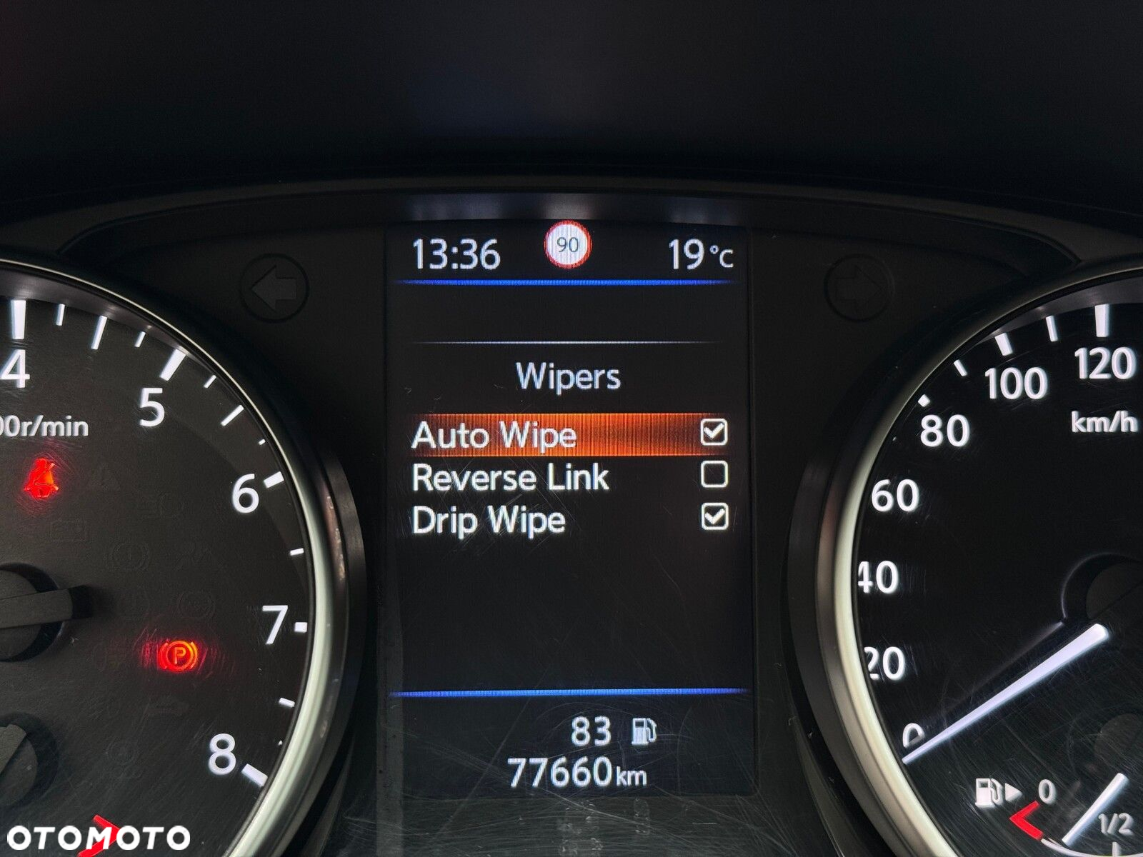 Nissan Qashqai 1.3 DIG-T N-Connecta - 28