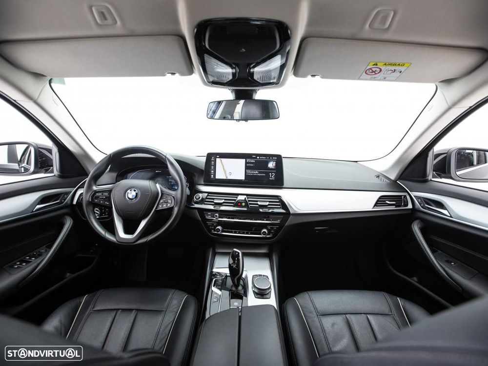 BMW 520 e - 8