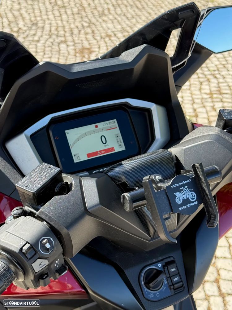Honda Forza 350 - 10