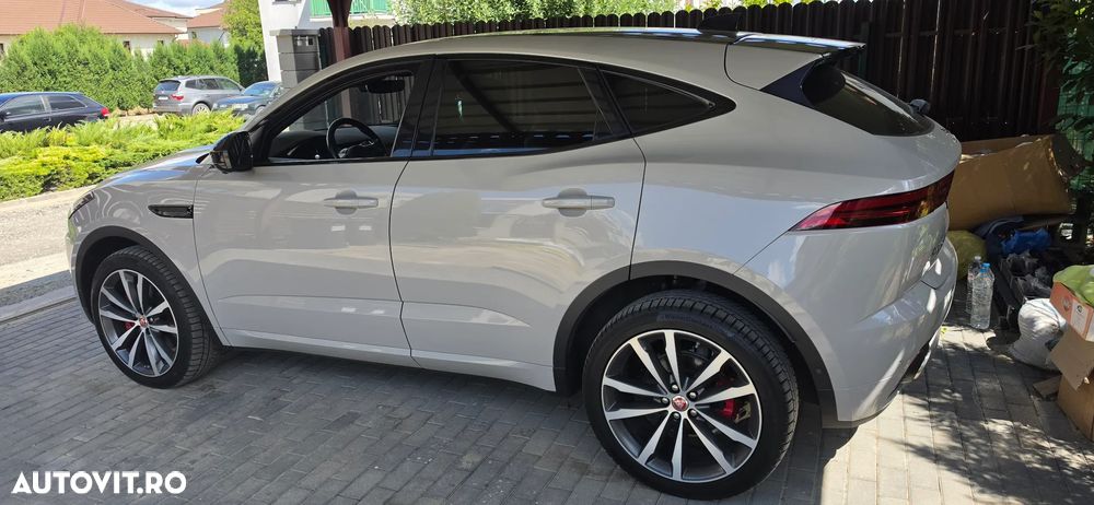 Jaguar E-Pace P300 AWD Sport - 9