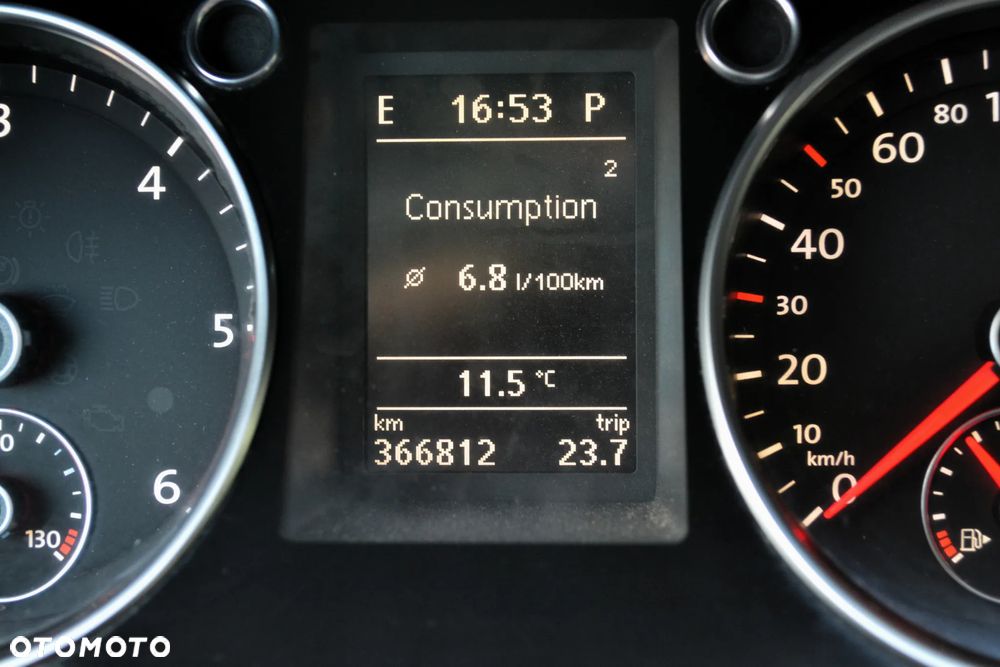 Volkswagen Passat CC 2.0 TDI DSG Exclusive - 39