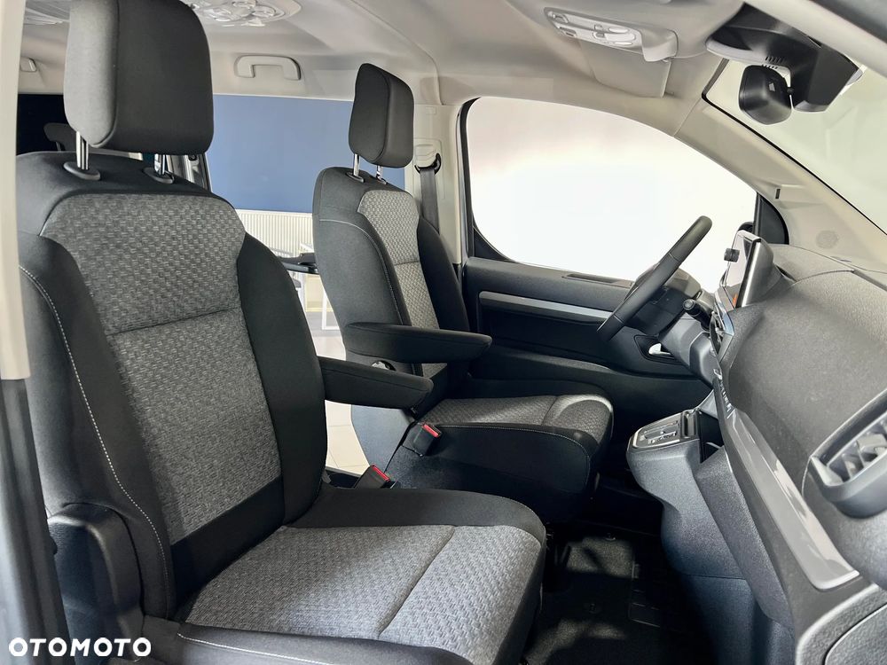 Peugeot Traveller 2.2 BlueHDi Long Business EAT8 - 17