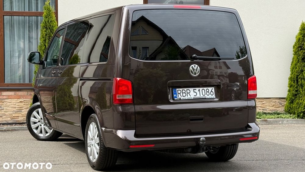 Volkswagen Multivan - 32