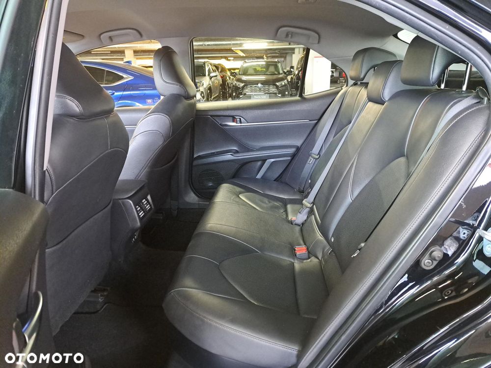 Toyota Camry 2.5 Hybrid Executive CVT - 13